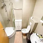 דירה 1-bedroom In Urban Area