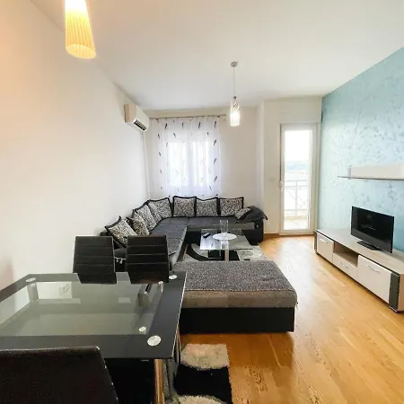 Апартаменты 1-bedroom In Urban Area